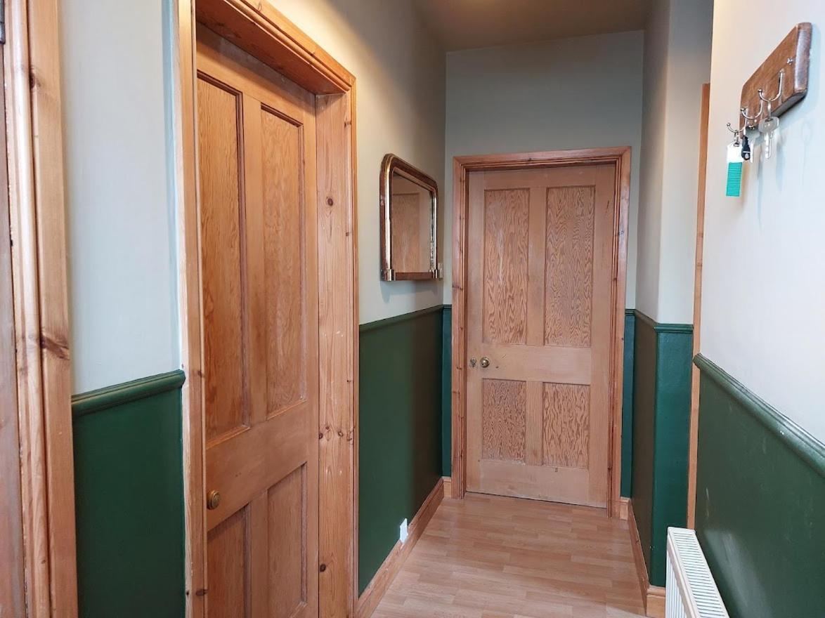 Cosy Flat In Innerleithen Exterior photo
